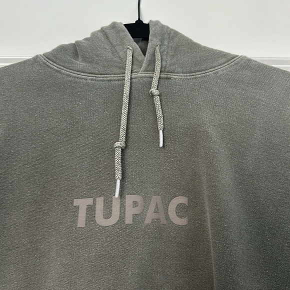 Tupac Hoodie - Picture 4 of 7